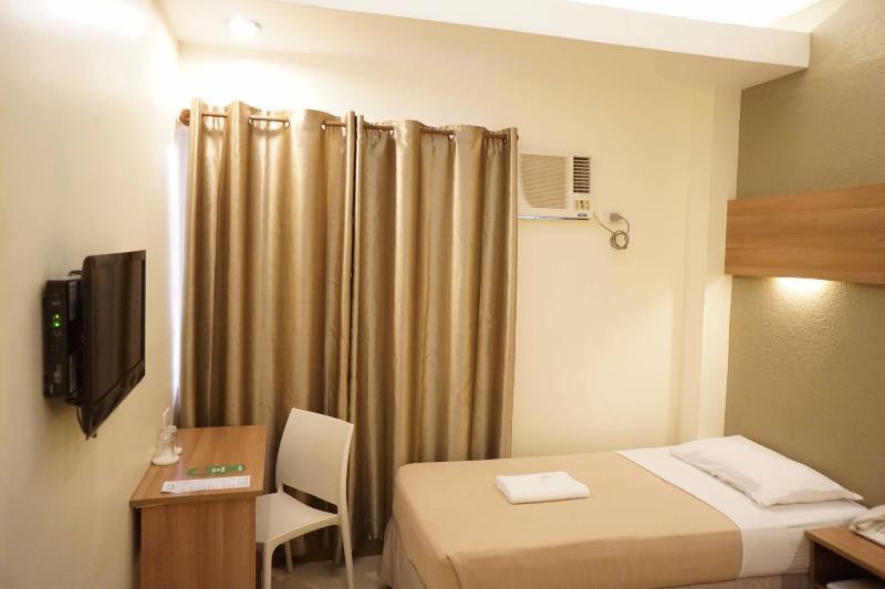 The Center Suites Cebu Exterior photo